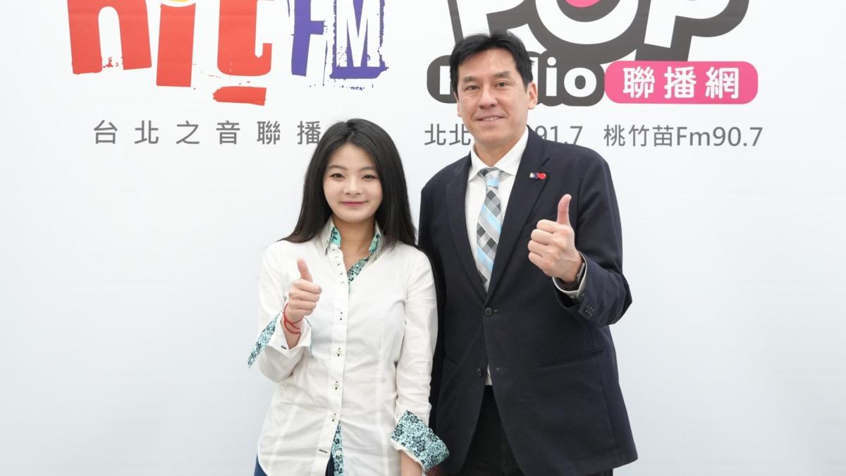 應曉薇女兒應佳妤（左）鬆口「代母出征」選台北市議員。（圖／《POP撞新聞》提供）
