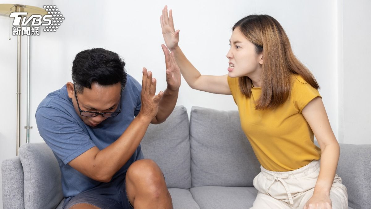 婚姻中的地雷!「豬隊友老公」10大行為出爐 這件事讓人最崩潰