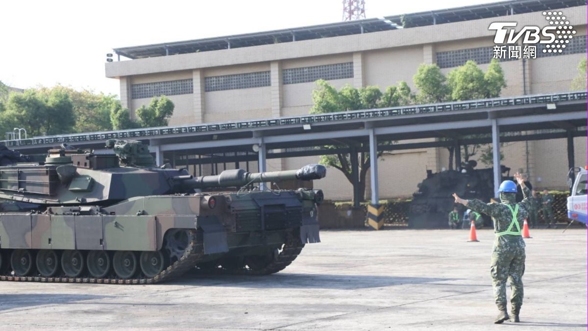 M1A2T主力戰車具備優異火力、防護力及機動性能,可有效執行城鎮及複雜地形作戰任務。(圖/陸軍提供)
