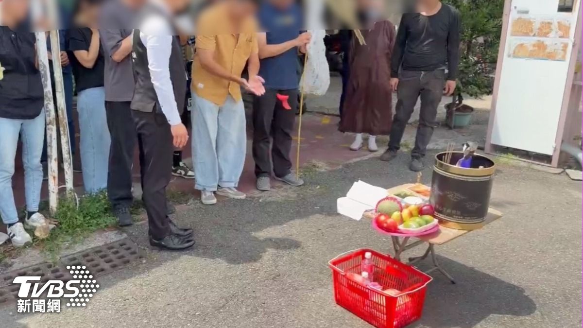 台南女警魂斷巨輪下招魂不順 兄長淚誓「這承諾」才允杯回家