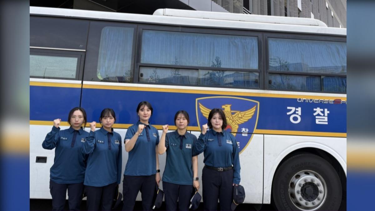 南韓5名員警「神分工」撲滅火勢,還減少BTS粉絲傷亡,受到表揚。(圖/京畿道南部警察廳提供)