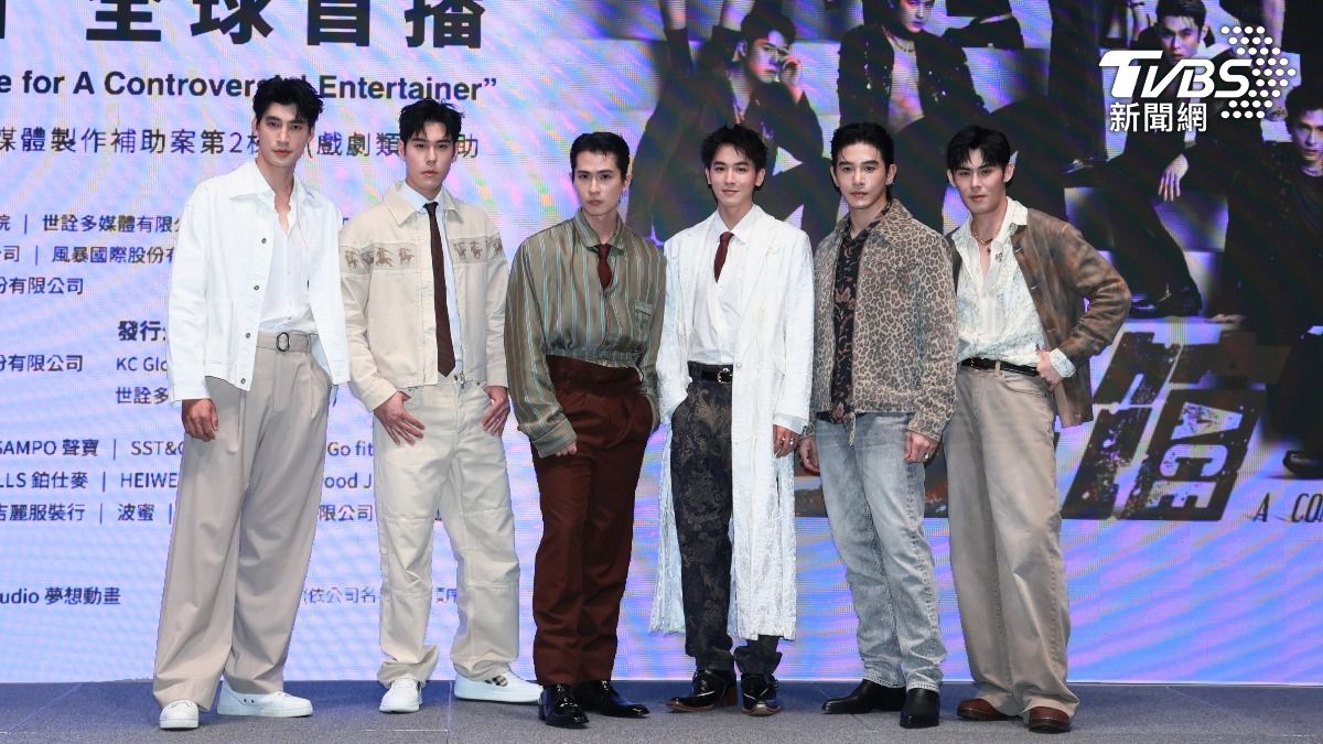 羅宏正(左起)、周予天、石知田、吳思賢、張立昂、陳奕宣傳新戲。(圖/趙世平攝)