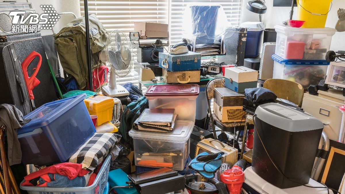33歲台灣女子靠著斷捨離變賣物品投資致富。(示意圖/Shutterstock達志影像)