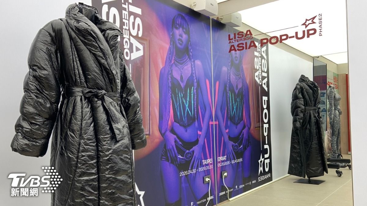 明起登場，BLINK在台北就能朝聖Lisa魅力。（圖／謝弘睿攝）