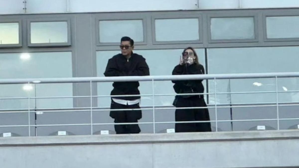 古天樂曾被拍到在韓國欣賞G-Dragon（GD）演唱會。（圖／翻攝自微博）