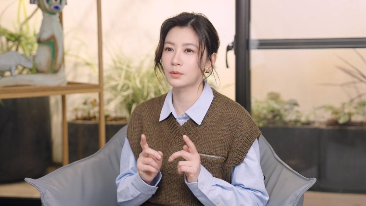 神凍齡紅到英國「看起來沒30歲」 賈靜雯:年齡不再那麼重要