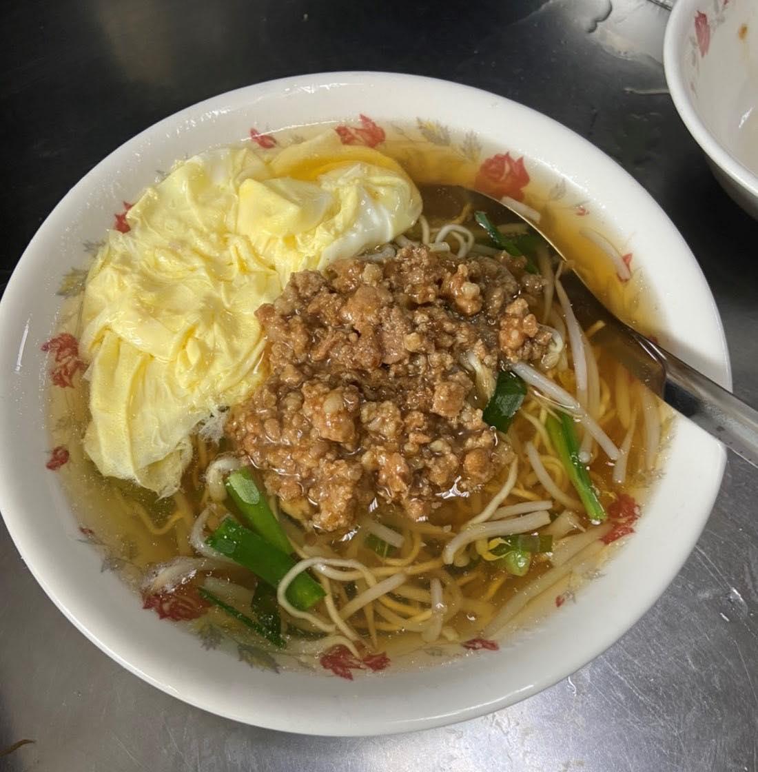 中和知名汕頭麵。(圖/店家臉書)