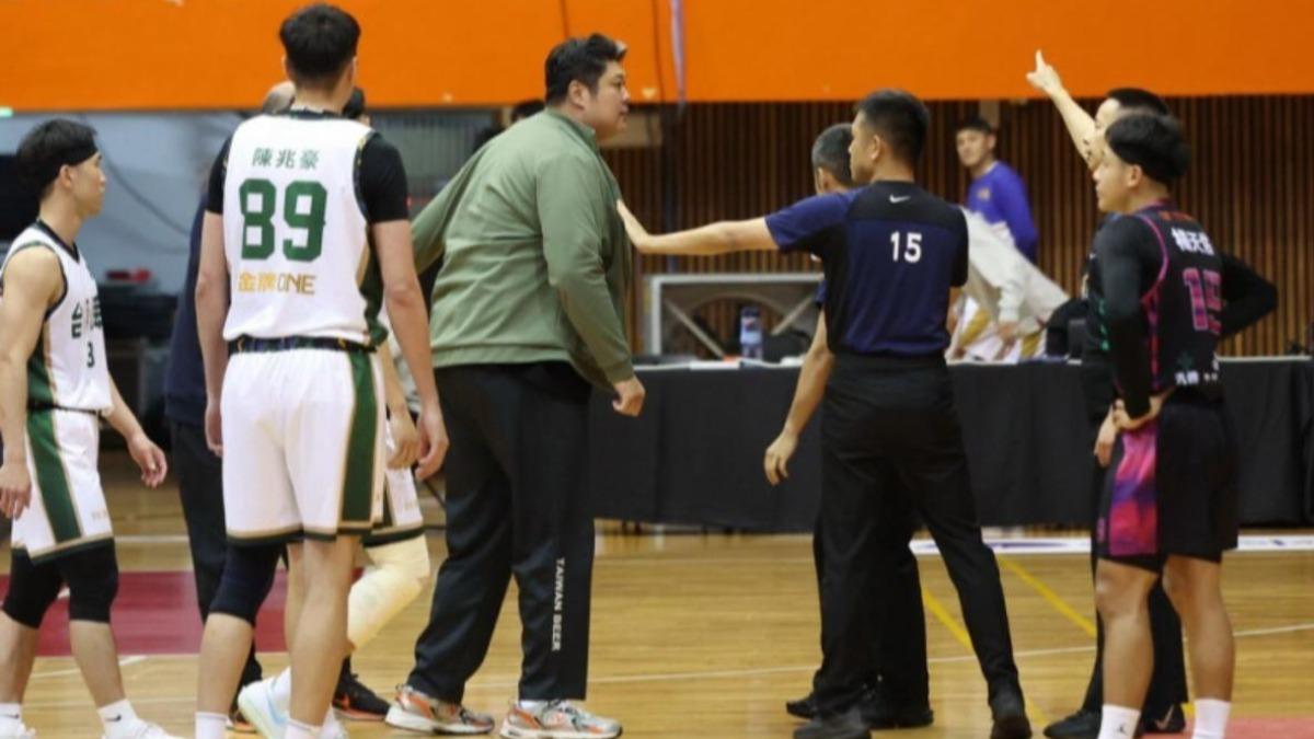 SBL/哈孝遠不滿判決場邊叫囂、爆粗口 籃協:支持裁判提告