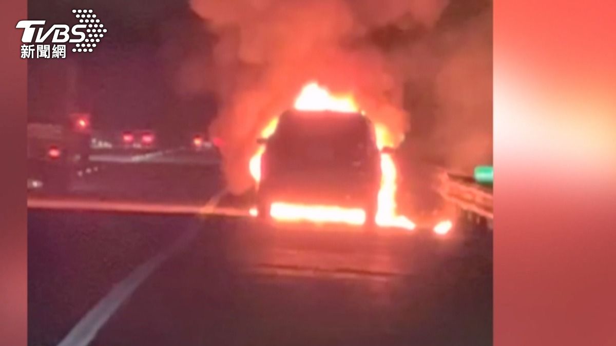 原廠修完當天就火燒車!車主說起火點在剛換零件旁