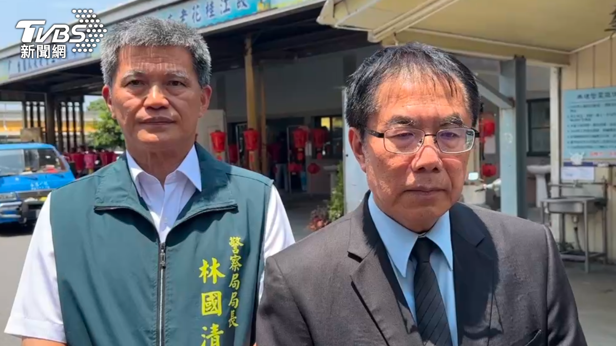 黃偉哲承諾將會全力協助女警家屬處理後續事宜。(圖/TVBS)