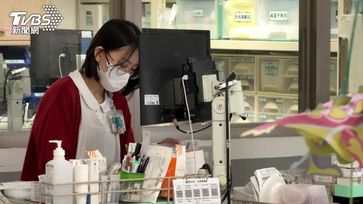 三班護病比至今仍還沒入法，引發護理界不滿。（圖／資料照片）