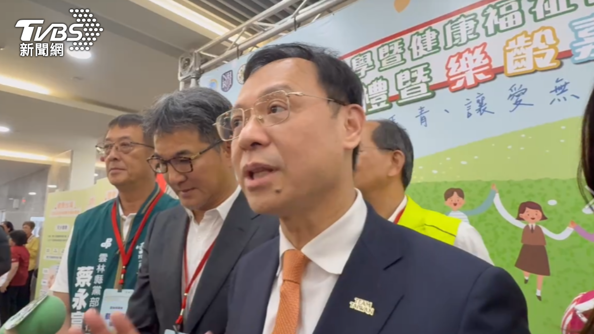 針對外界質疑，衛福部長石崇良強調，這不是打假球，而是政策上的推動。（圖／TVBS）