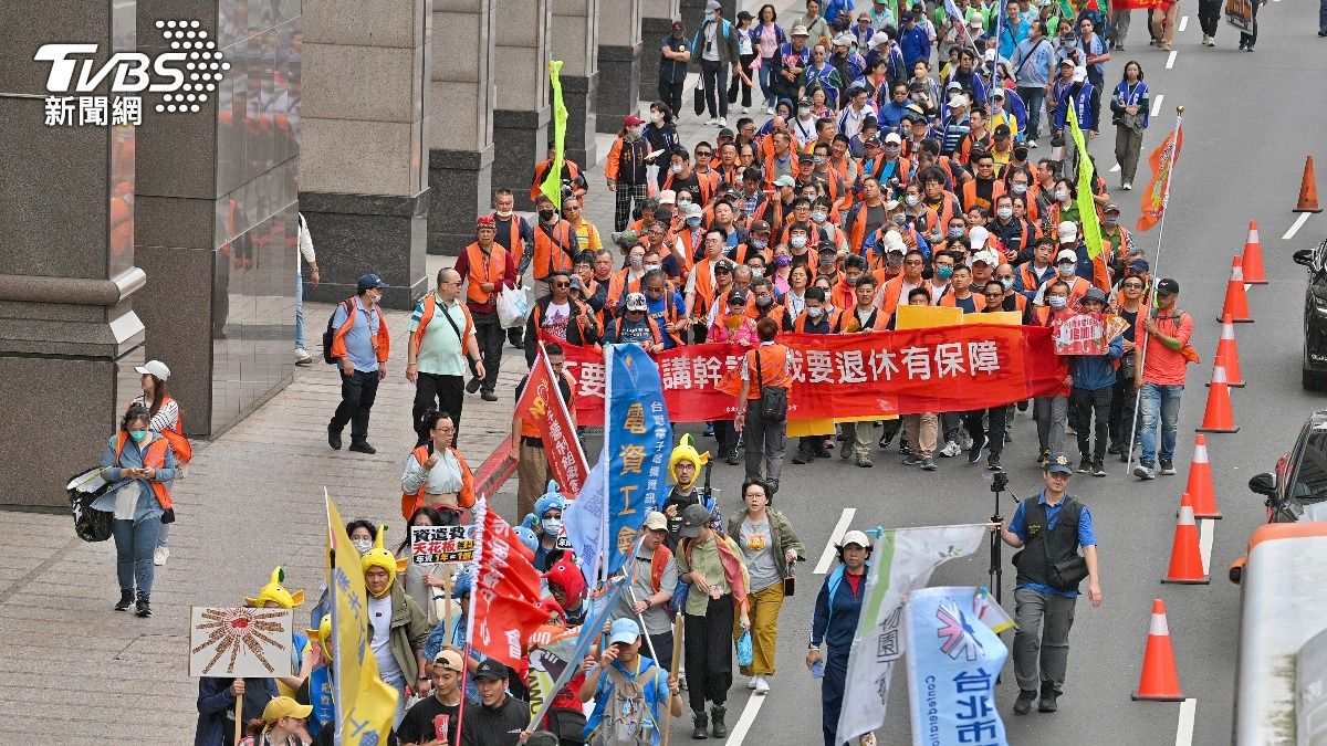 勞動節-勞工-遊行-勞退-雇主-退休-工會-戴國榮-勞保-勞退舊制-勞退新制-資遣費