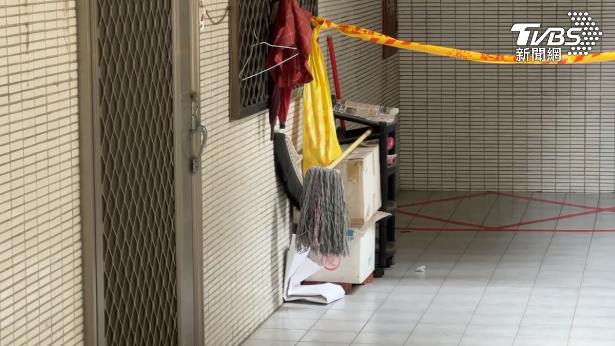 台南市中西區發生一起家庭悲劇,84歲妹妹持刀殺害91歲臥床姊姊後報警自首,目前妹妹已遭法院裁定羈押(圖/TVBS)