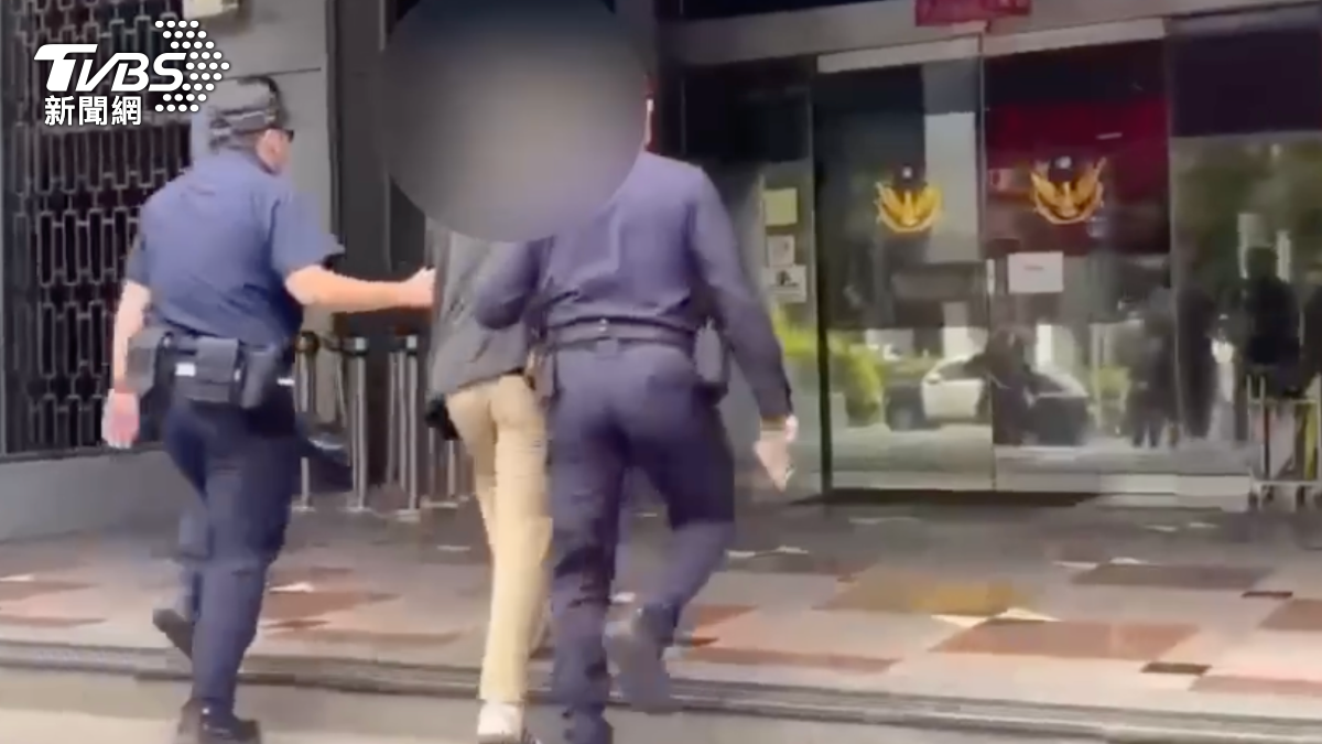 台聯黨主席遭「水球攻擊」！　17歲少年凱道落網動機曝光