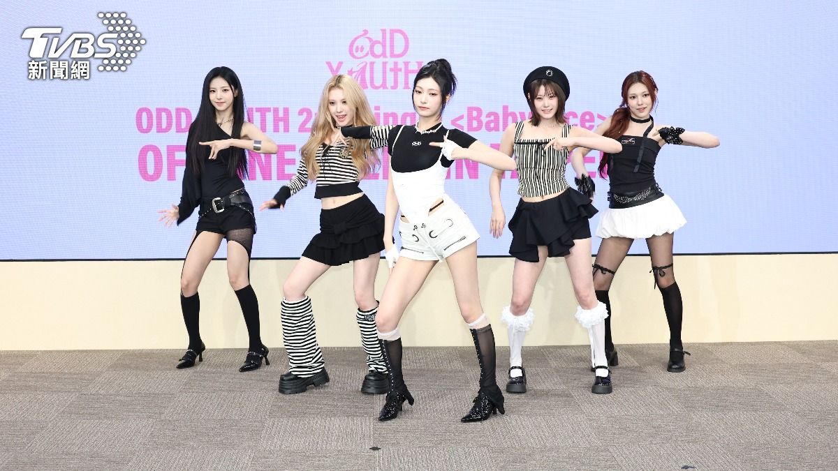 ODD YOUTH由KANIE(左起)、MYAH、SUMMER、MAIKA、YE EUM組成,並特別表演新歌〈Baby Face〉。(圖/張哲鳴攝)