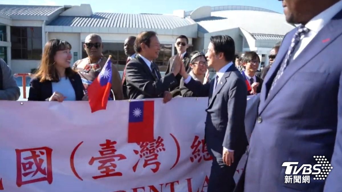 賴清德訪團一行於當地時間2日上午9時順利抵達史瓦帝尼。(圖/總統府提供)