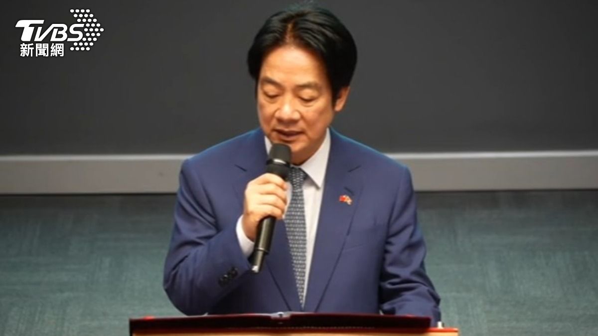 賴清德聽取戰略儲油槽簡報,強調其代表因應危機的能源安全與國家韌性。(圖/TVBS)