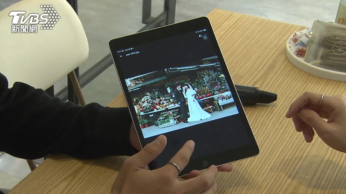 念念婚紗透露,登記寫真現在很受到歡迎,整體成長四成。(圖/TVBS)