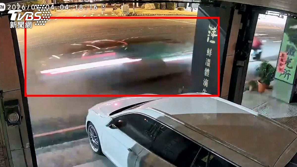 有片/驚悚瞬間!彰化男毒駕飆車殘影 騎士被撞死「只剩安全帽」
