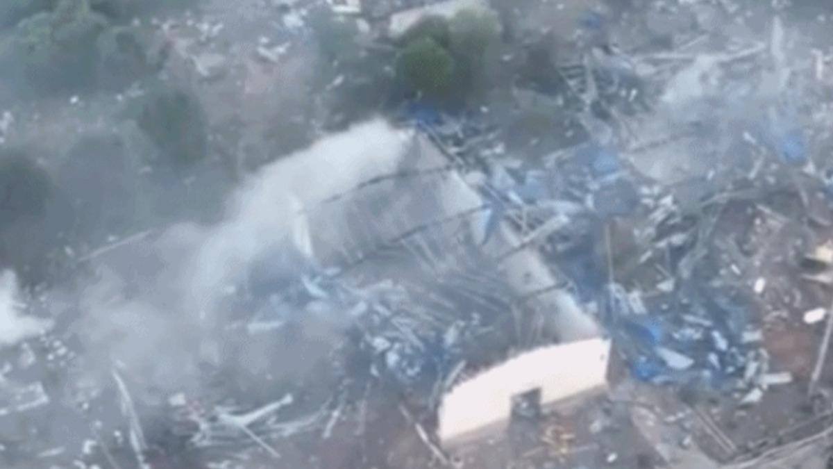 大陸煙火之鄉湖南瀏陽再發生重大爆炸事故,一座煙火廠4號下午爆炸造成至少21人死亡61人受傷。(圖/大陸央視)