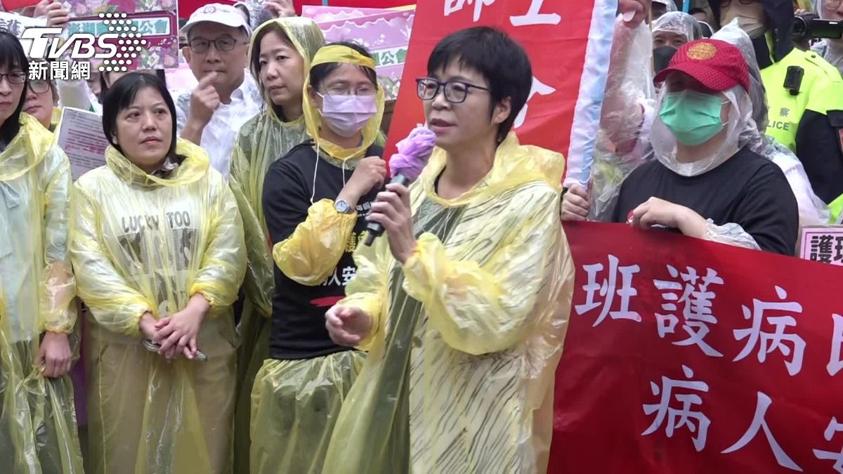 衛福部照護司司長承諾,5月8號將針對入法做出實質討論。(圖/TVBS)