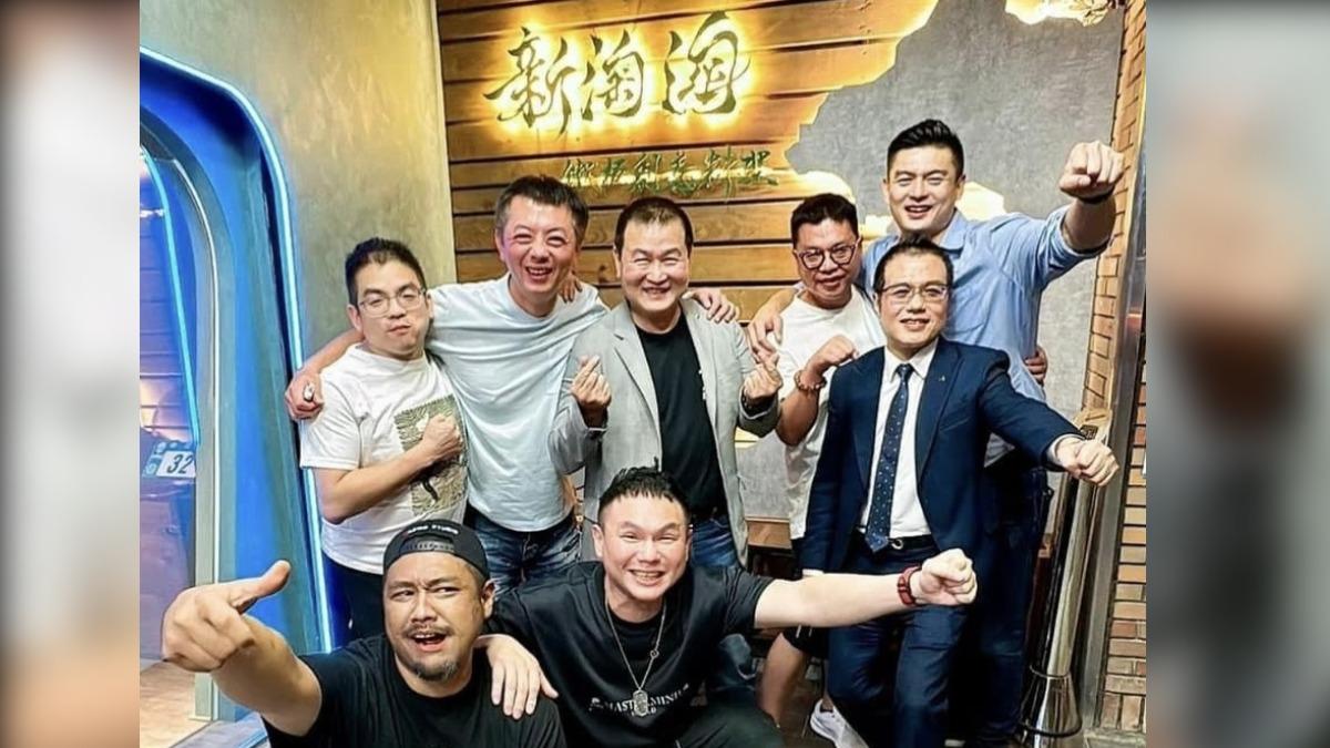 超哥2年前宣布投入鐵板燒。(圖/翻攝自超哥IG)