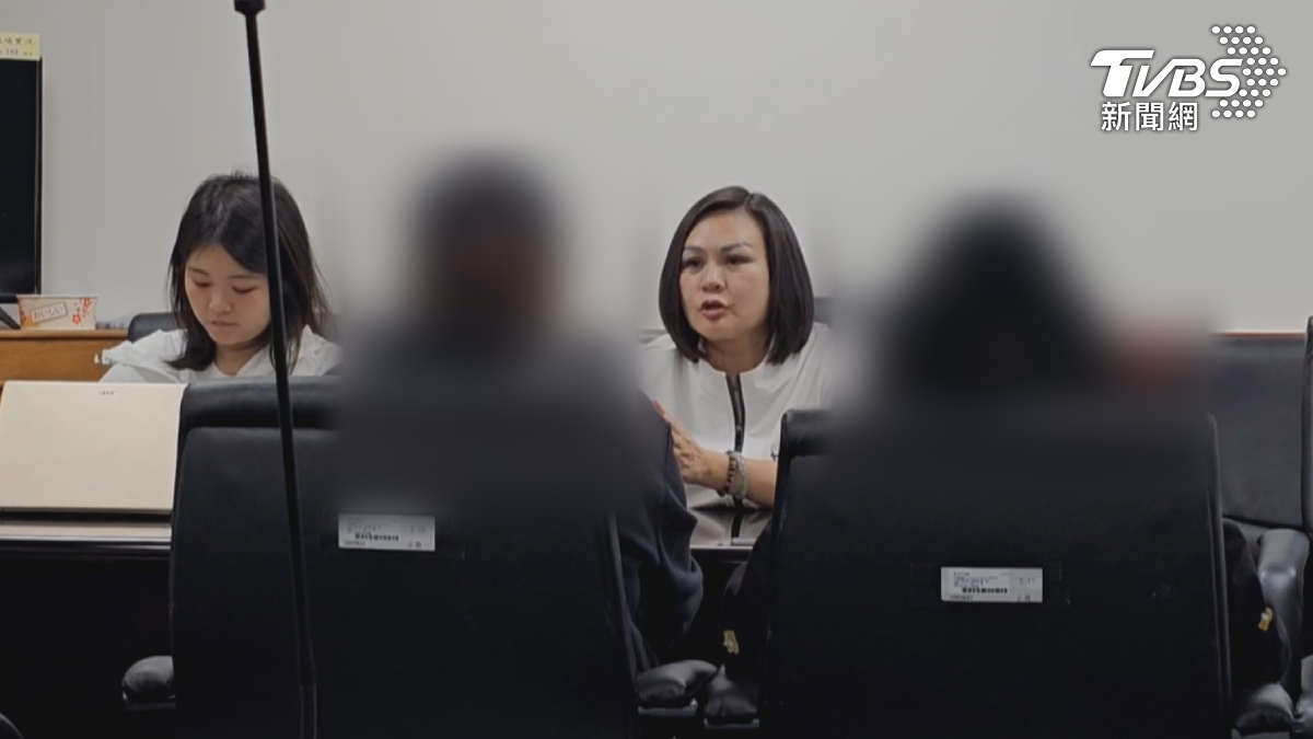 台南一名單親母親出面控訴，指其12歲女兒長期遭同居男友性侵長達5年。（圖／TVBS）