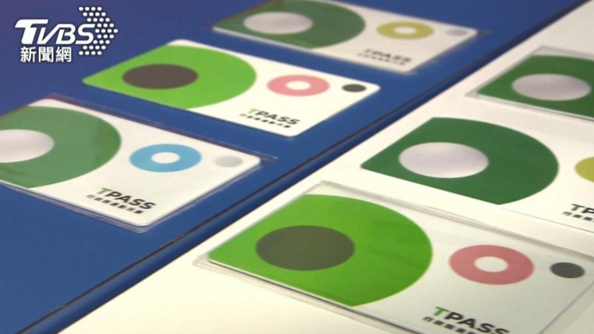 立委洪孟楷指出,TPASS若加入共享機車,移動範圍就能一口氣擴大至12公里。(圖/TVBS)