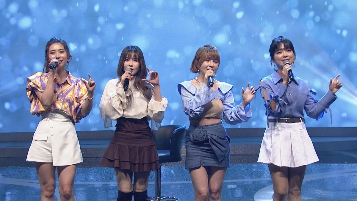 陳怡婷(左起)、杜忻恬、蕭玉芬、翁鈺鈞登台演出。(圖/中視提供)