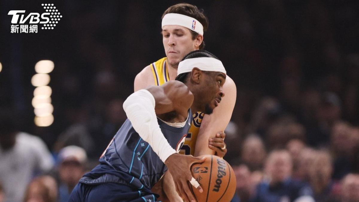 NBA/吹判尺度惹怒湖人!主帥轟詹姆斯沒哨音、里夫斯怒槓裁判