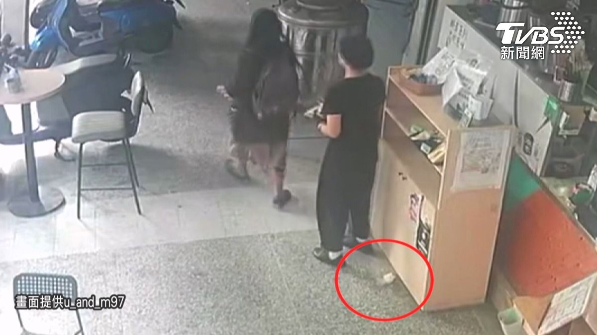 長髮女連6個月「狂拿愛心餐」　店員阻止遭丟三明治氣炸。(圖／民眾提供)
