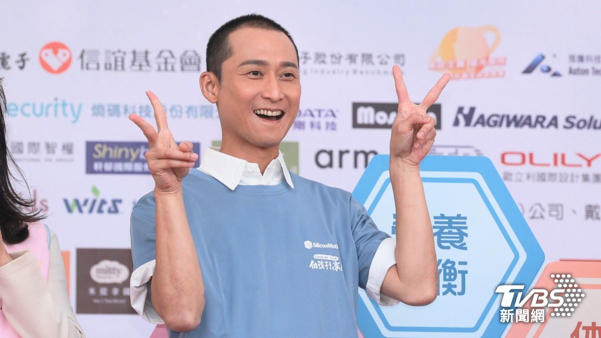 浩子提前慶祝母親節。(圖/趙世平攝)