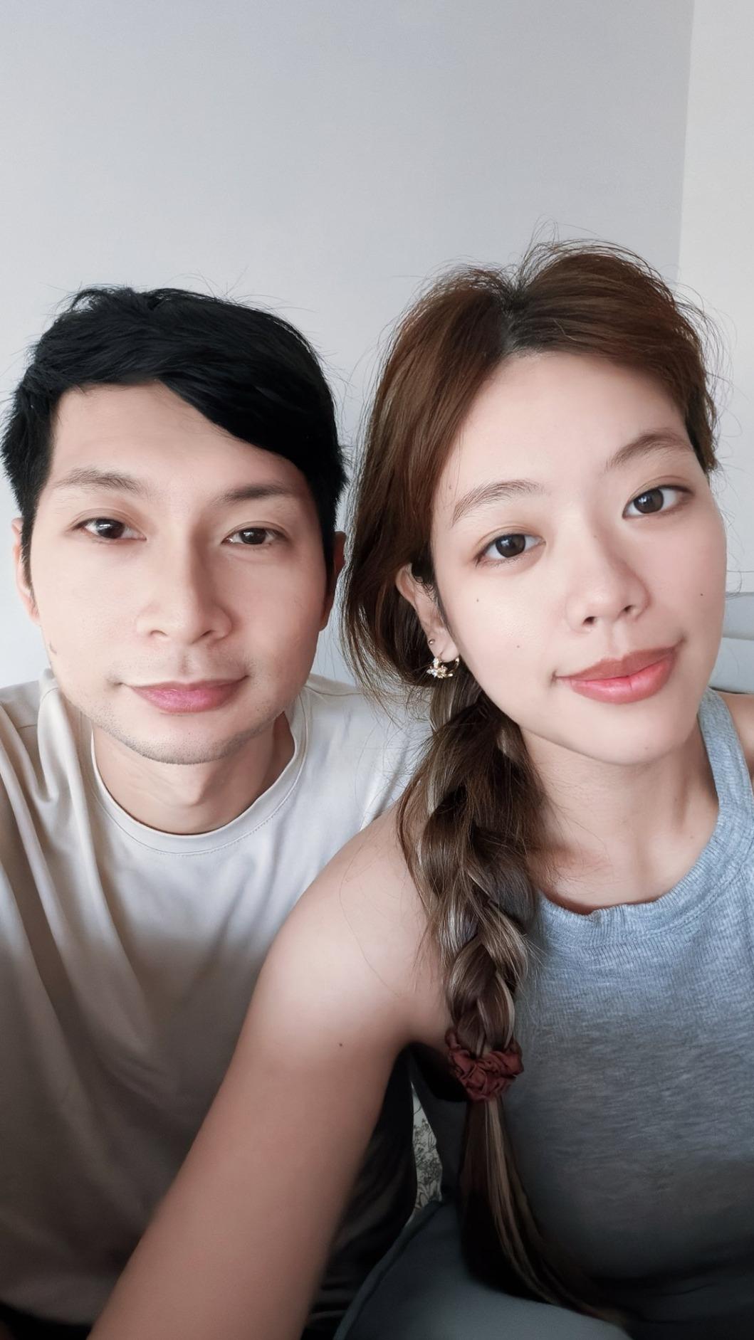 逸祥和老婆報平安。(圖/翻攝自臉書)
