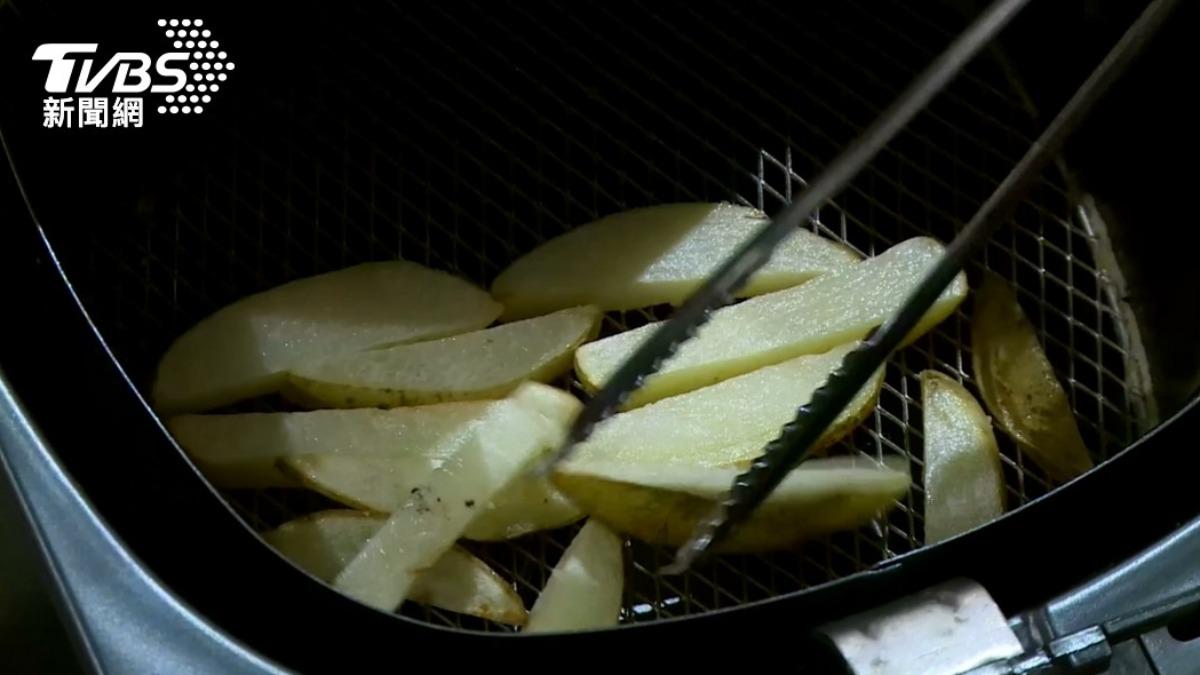 氣炸鍋用錯「毒物傷身」!譚敦慈點3類食物NG 蔬菜也母湯