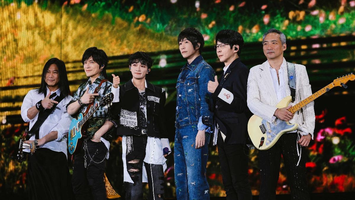 五月天和周深合唱3首歌,讓歌迷大飽耳福。(圖/相信音樂提供)