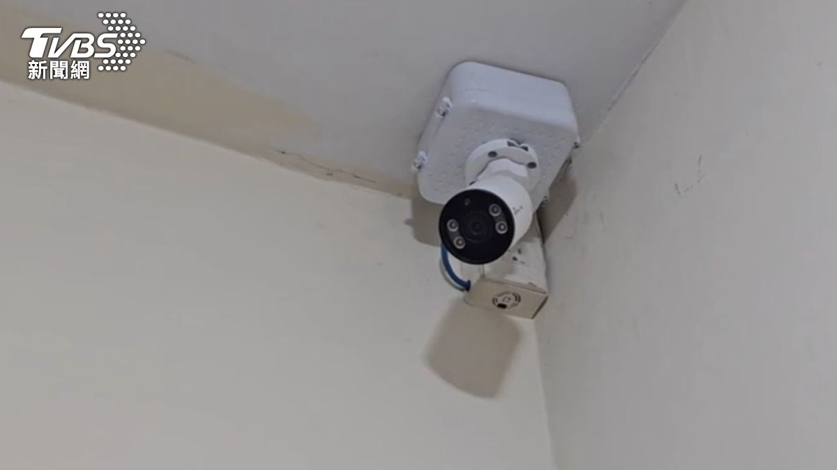 二手菸味問題演變成裝設監視器糾紛,鄰居昔互告皆獲不起訴。(圖/TVBS)