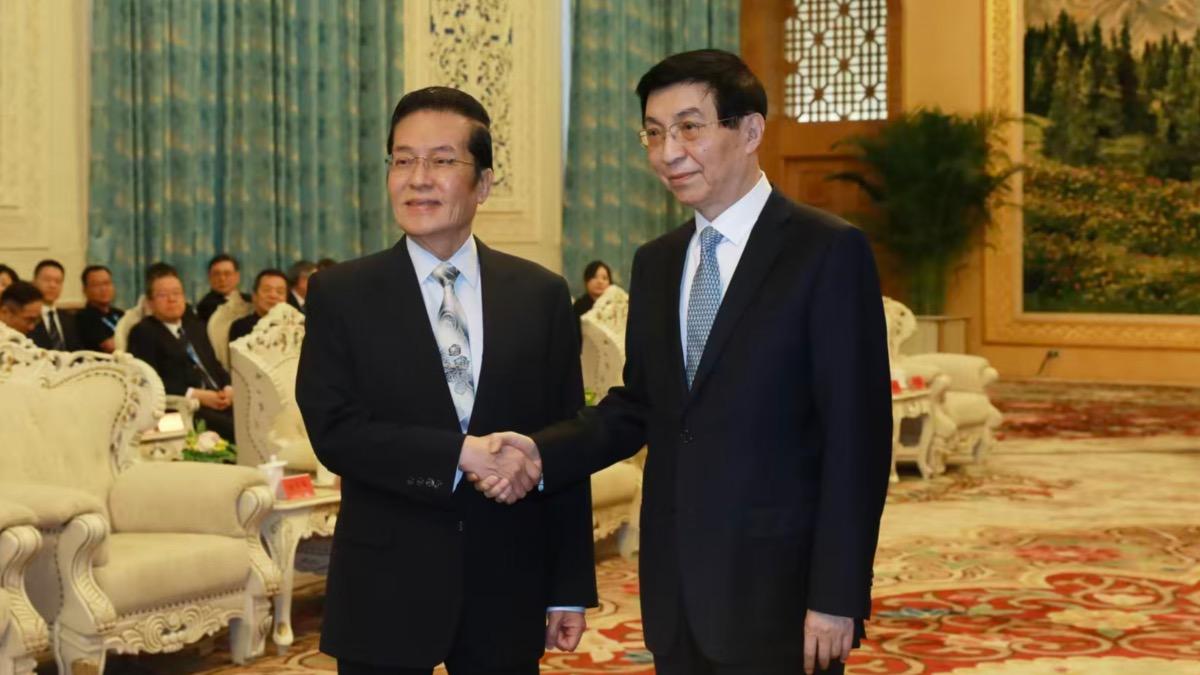 赴陸會晤政協主席王滬寧 張榮恭:兩岸同屬一中 非國與國關係
