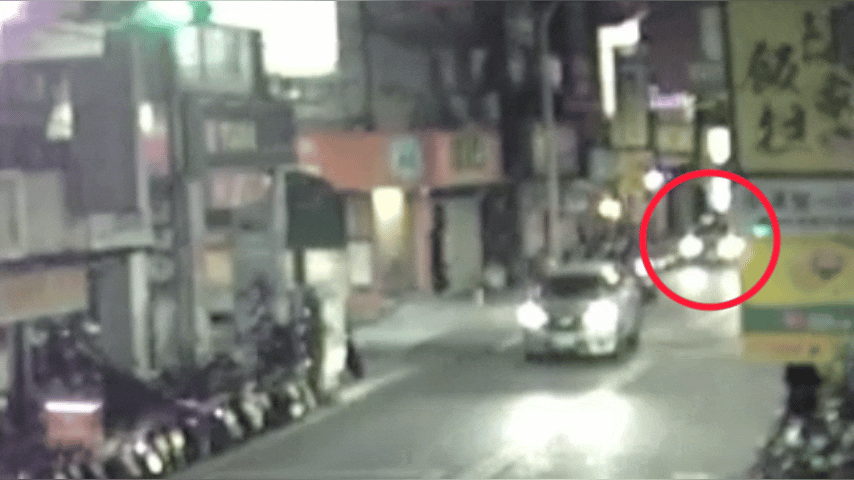車禍監視器畫面。(圖/TVBS)
