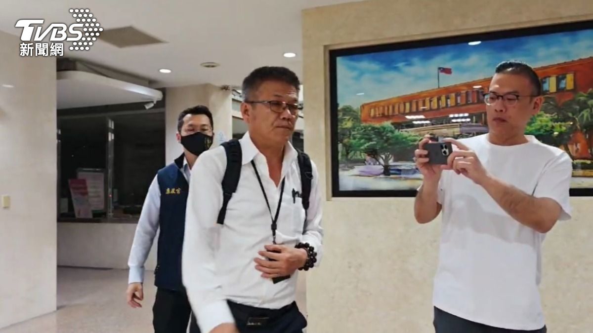 台鐵花蓮段司機員吳長智,訊後10萬交保。(圖/TVBS)