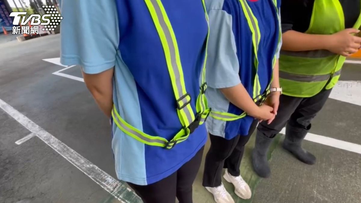 經過襲胸事件後，站內員工表示感到提心吊膽。（圖／TVBS）