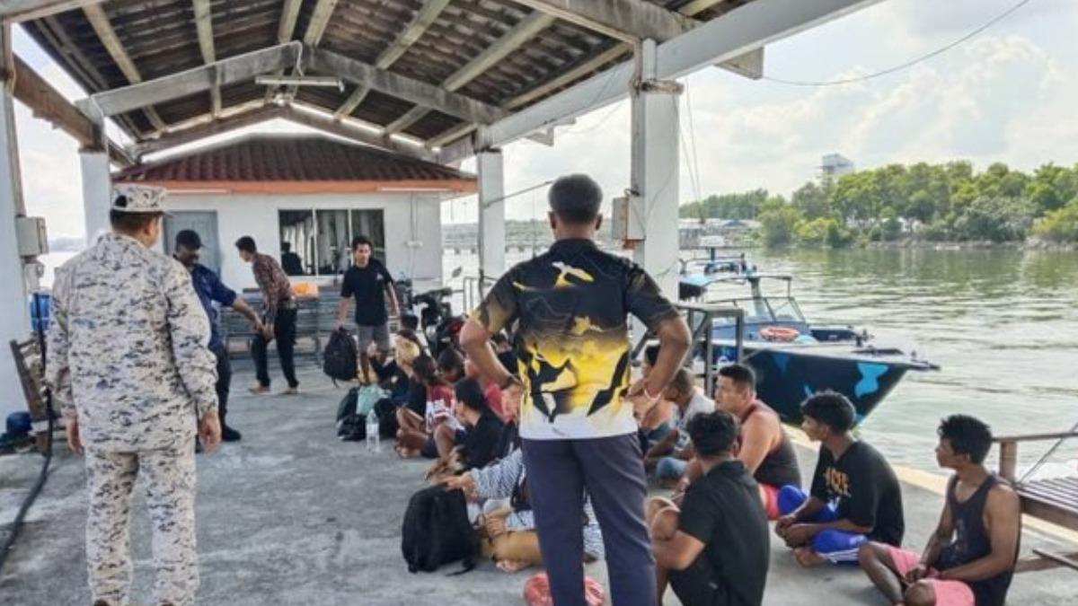 印尼偷渡船翻覆37人落海！馬來西亞當局急搜救　14人生死未卜