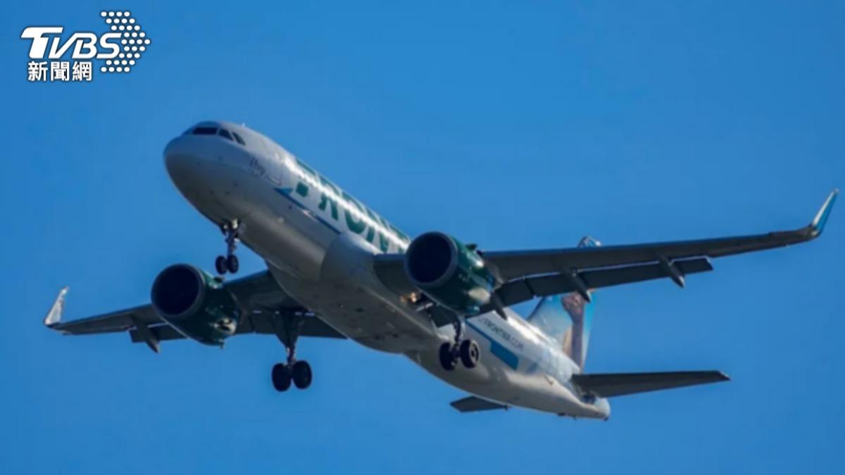 起飛前驚見彈夾!客機緊急疏散全機乘客 FBI介入調查