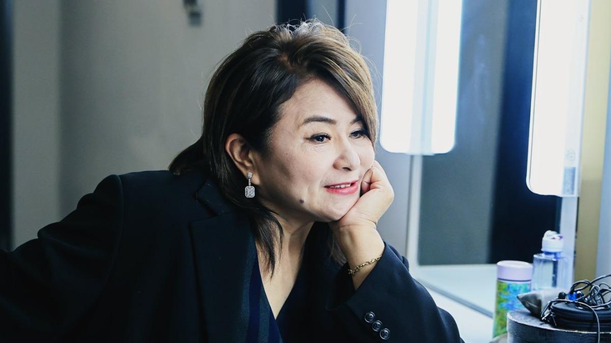61歲玉女歌手嫁給養豬大戶!遭酸「淪落」教會唱歌 親自反擊了