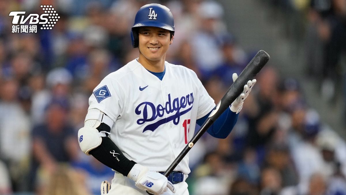 道奇球星大谷翔平睽違12場比賽終於擊出一支全壘打。(圖/達志影像美聯社)
