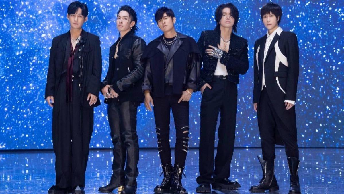 阿信等人推出〈恆星不忘〉無緣金曲獎。(圖/相信音樂提供)