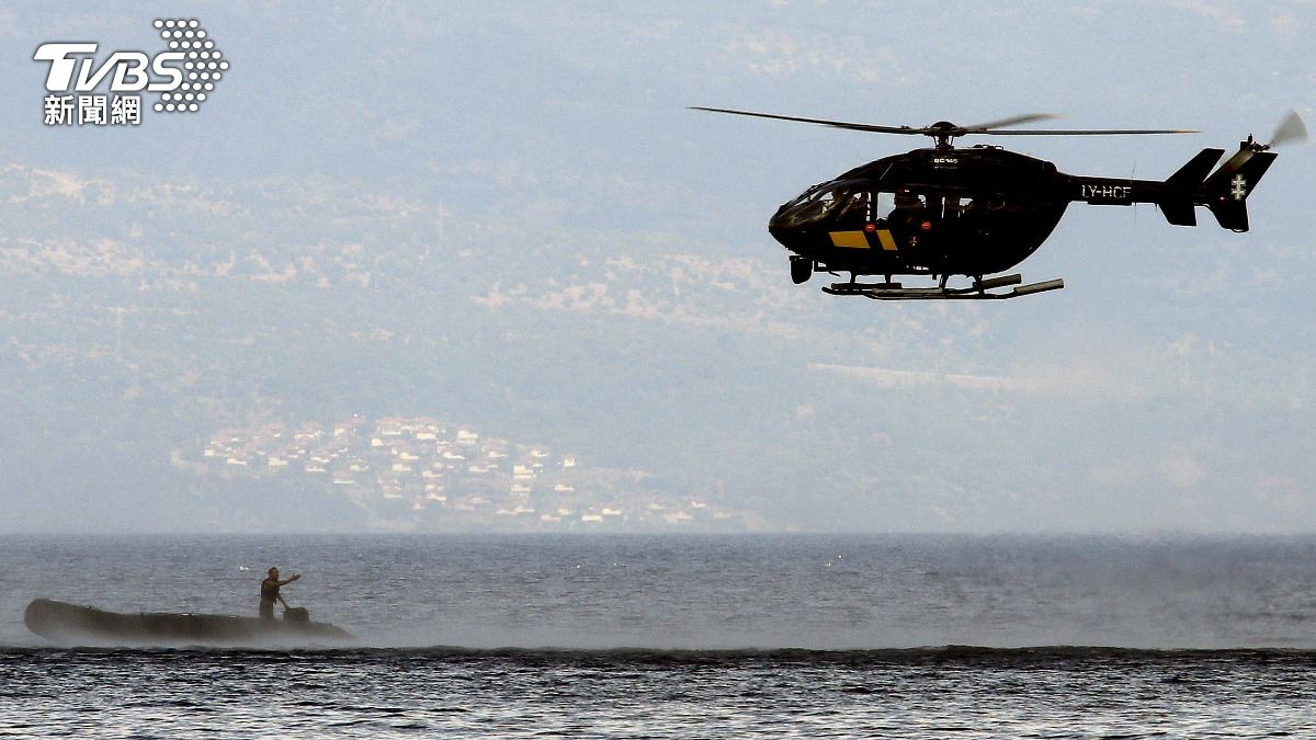 美國一架小飛機迫降佛州外海,海岸防衛隊極限救援讓11人全部生還。(示意圖/達志影像路透社)
