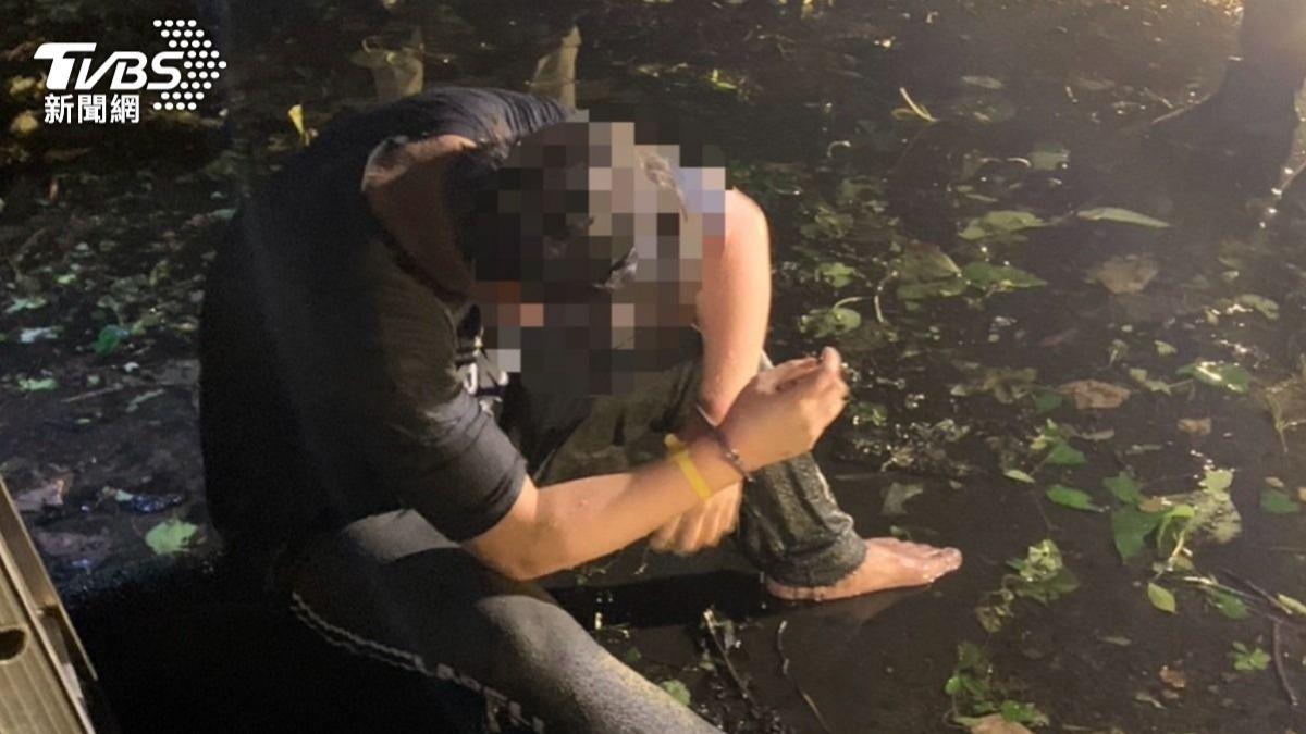 超噁!基隆通緝犯就醫落跑跳化糞池臭翻 打傷2警判刑出爐