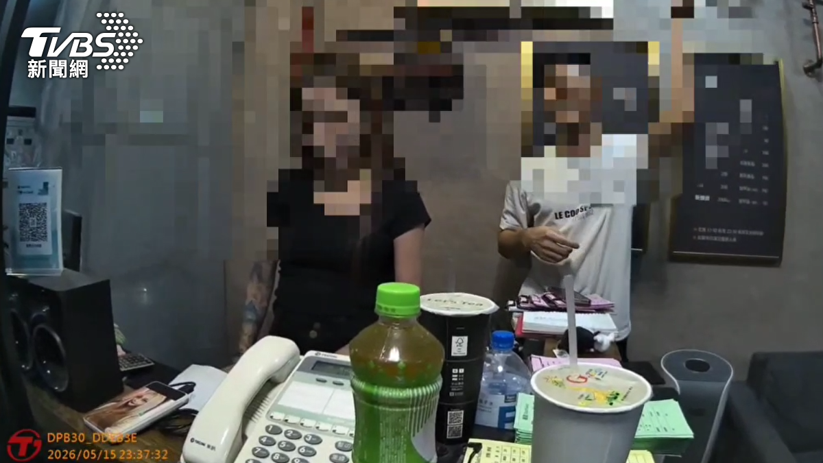 警方接獲疑似有人施用毒品,才會前往調查,警方強調當下只有針對營業空間行駛職權調查,沒有發現違禁品(圖/TVBS)