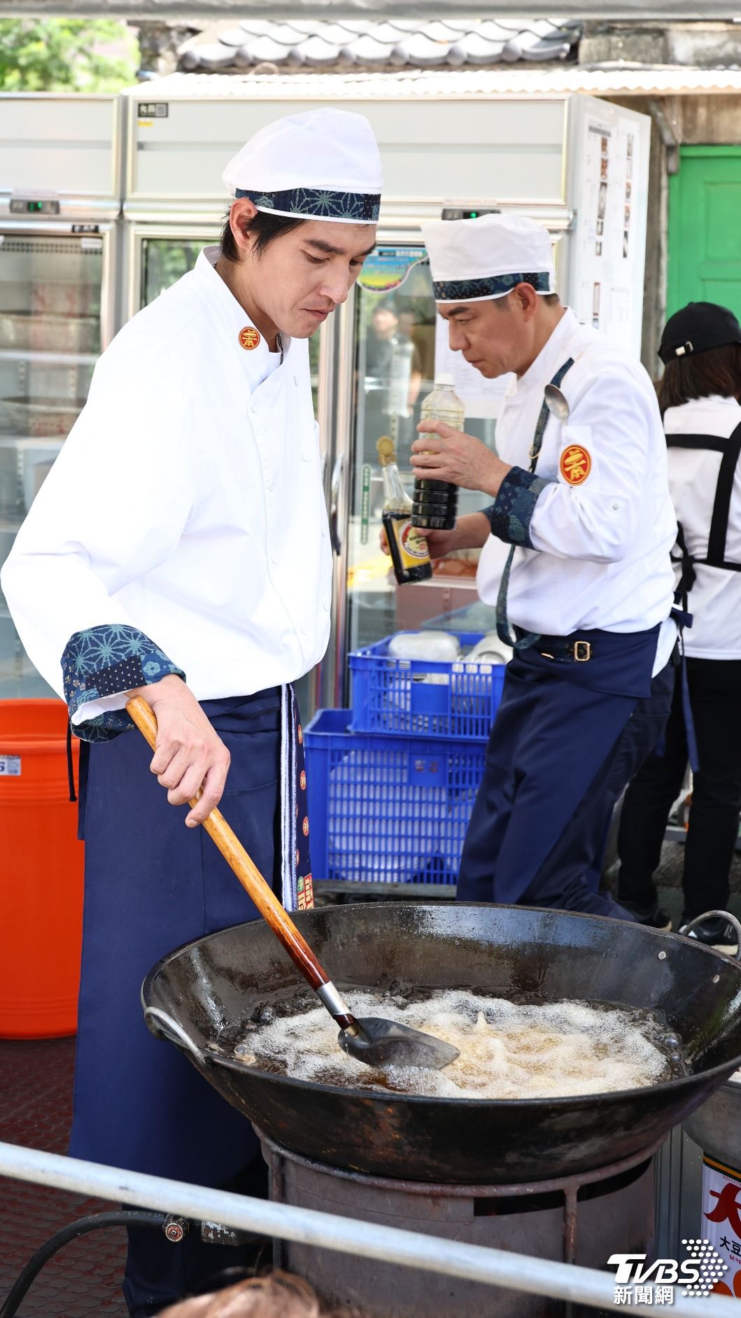 藍正龍考到丙級證照。(圖/張哲鳴攝)